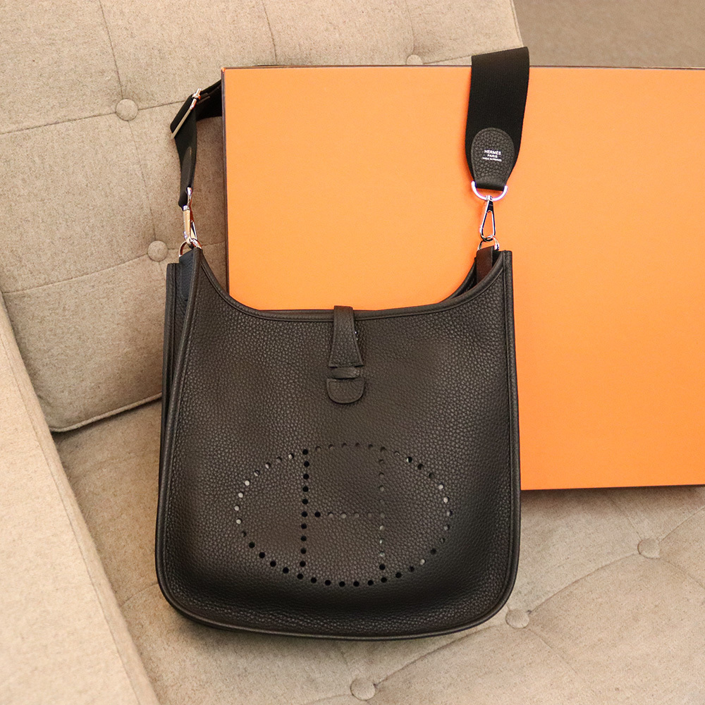 入手困難☆完売必至HERMES エルメス Evelyne III 29 エブリンPM