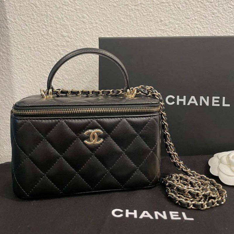 🔥限定30個！売り切れ次第終わり！【CHANEL |公式サイトは正規品】🔥CLASSY雑誌掲載💓松島花さん愛用★新作バニティーバッグ