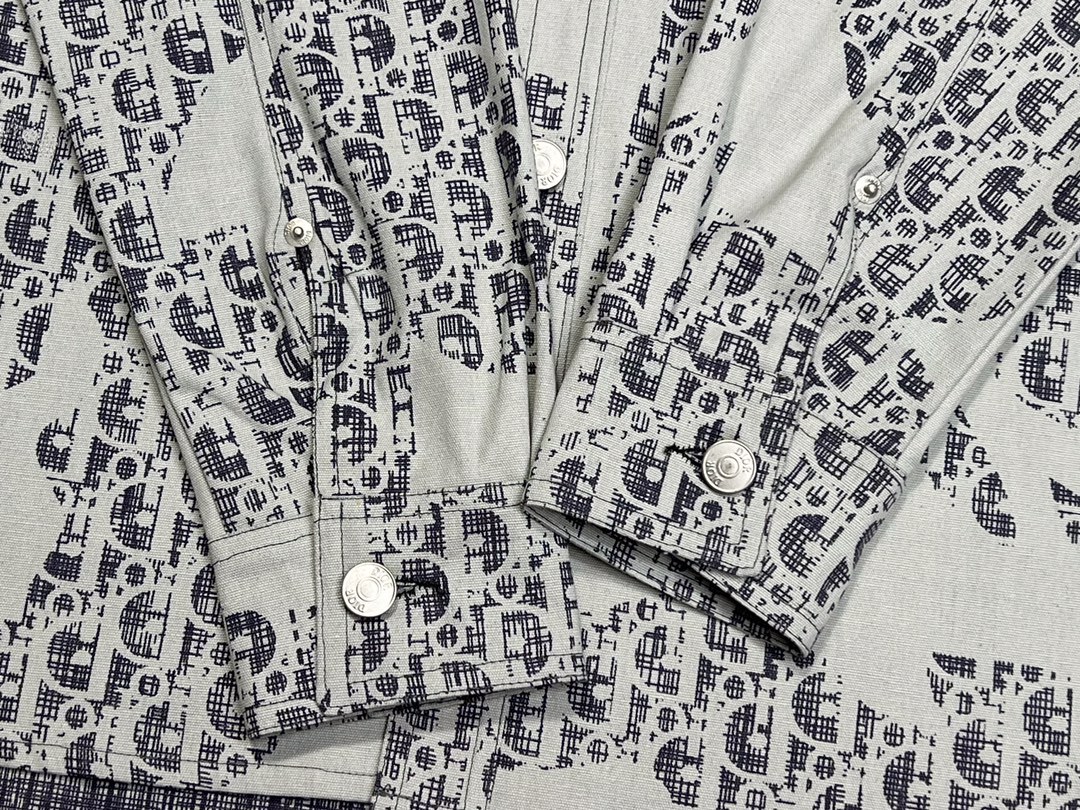 【DIOR 公式旗艦店】ディオール シャツ ご好評に付き再入荷！