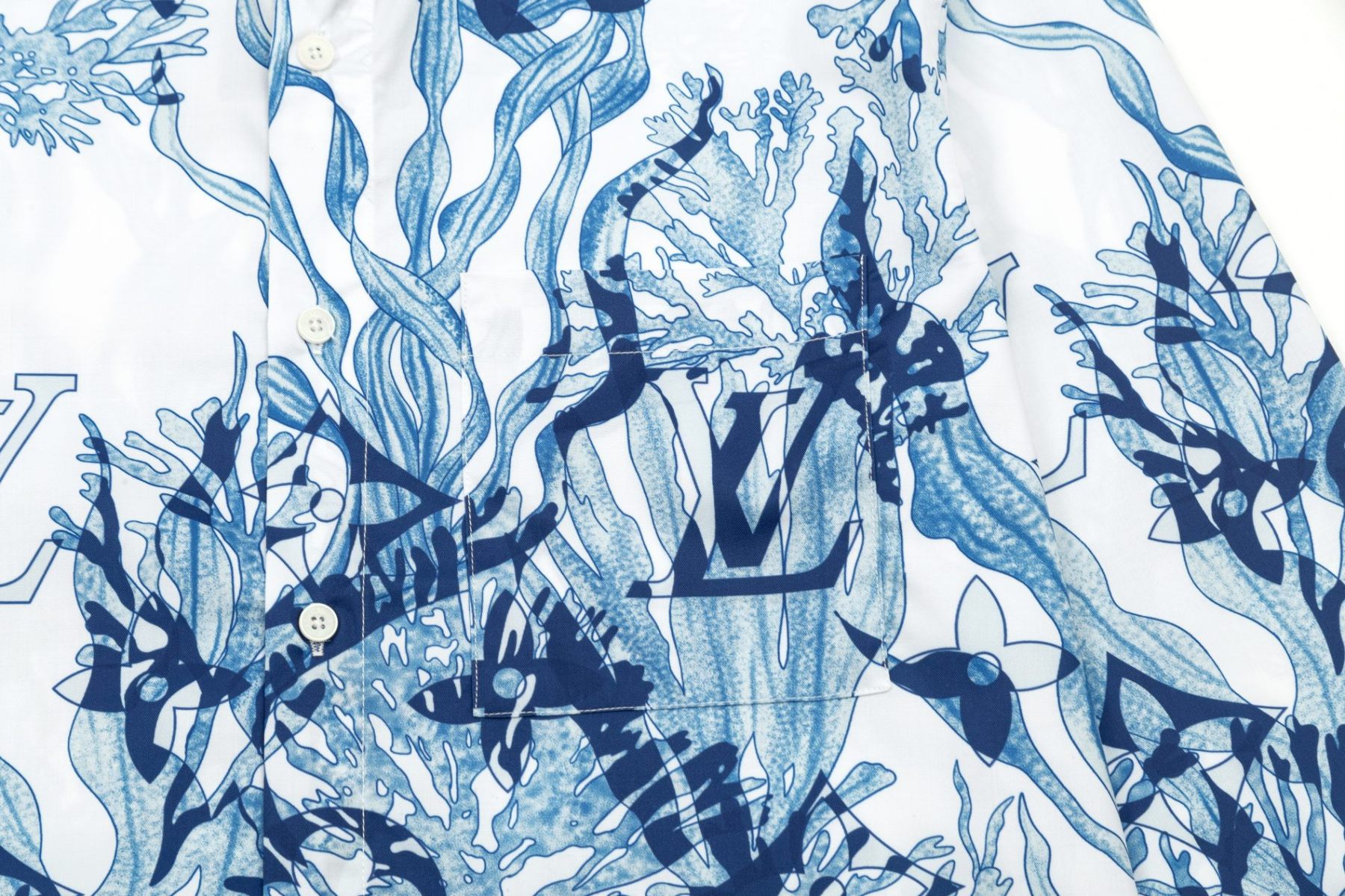 【LOUIS VUITTON 公式旗艦店】ルイヴィトン シャツ ご好評に付き再入荷 240715