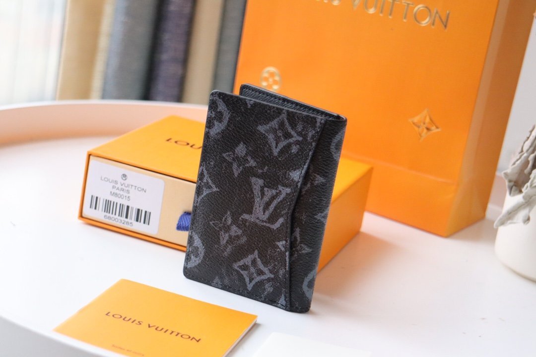 Louis Vuitton (ルイ・ヴィトン) 財布 11x8x1 cm