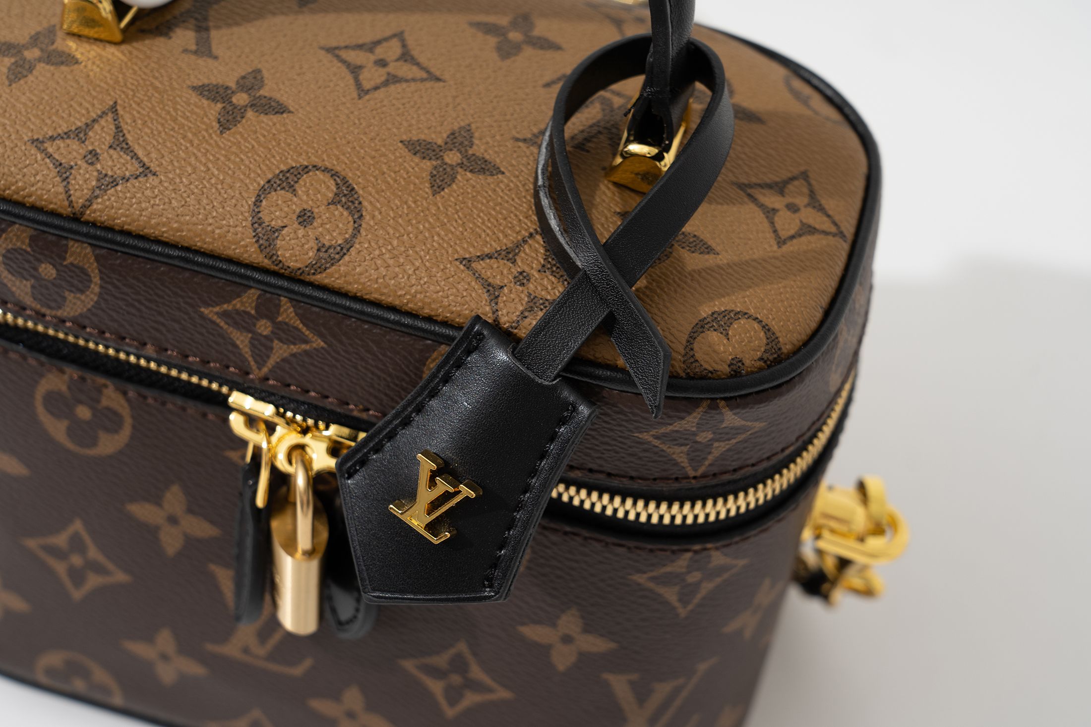 【Louis Vuitton】（ルイヴィトン） VANITY PM ハンドバッグ