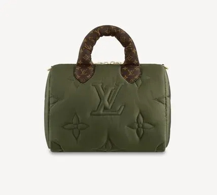 【大人気！この冬はこのバック♡】ルイヴィトン　バッグ