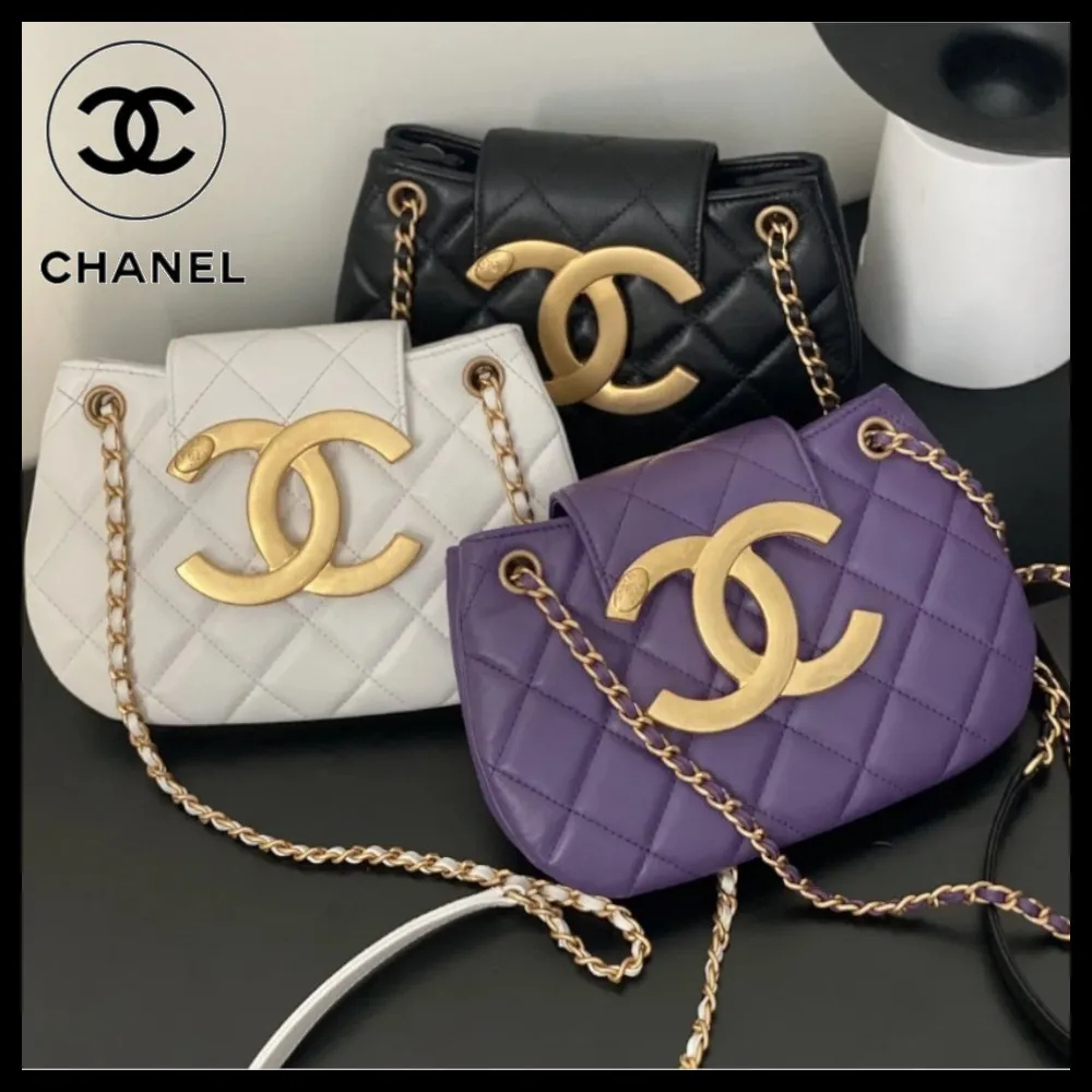 【24C★新作】CHANEL　メッセンジャーバック