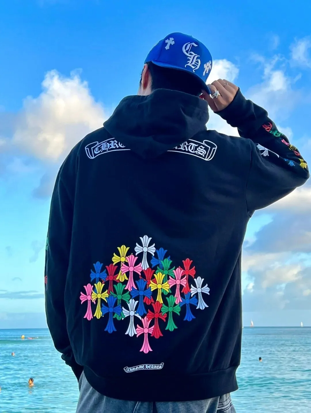 【CHROME HEARTS】クロムハーツ パーカー 男女兼用、ご好評に付き再入荷！