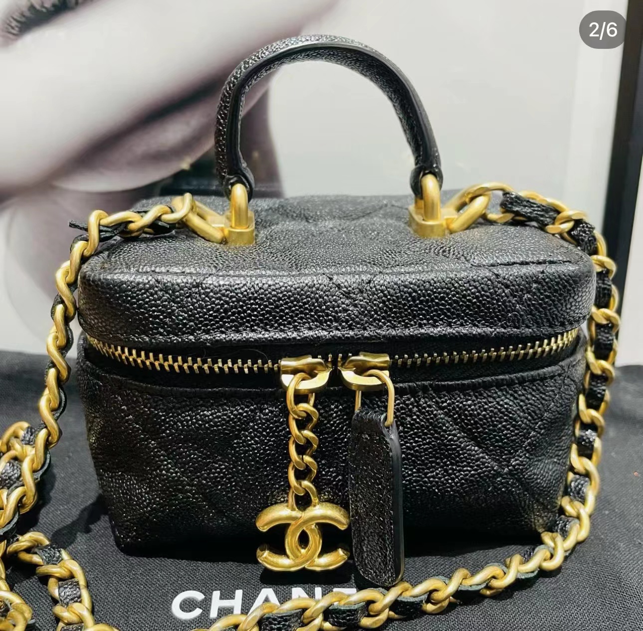 ✨VERY雑誌掲載！矢野未希子さん愛用の新作バッグが登場!!まさに「今」持ちたい！💓CHANELスモール ヴァニティー ケース