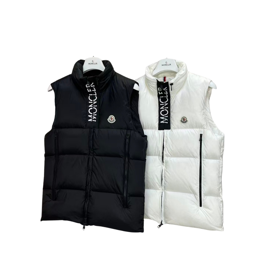 【MONCLER旗艦店】（モンクレール）ダウンベスト ご好評に付き再入荷！