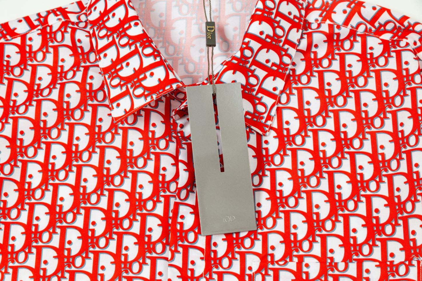 【DIOR 公式旗艦店】ディオール シャツ ご好評に付き再入荷 240716