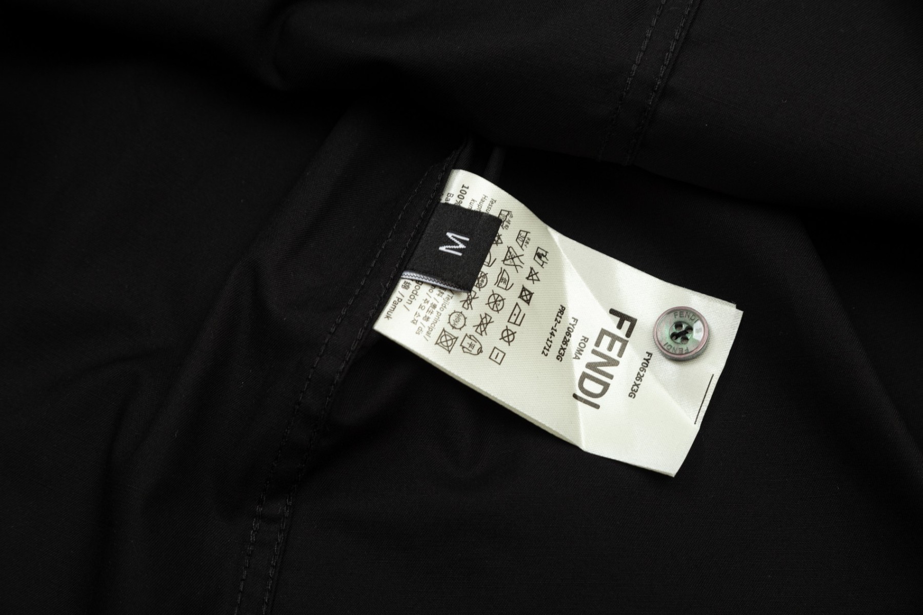 【FENDI 公式旗艦店】フェンディ シャツ ご好評に付き再入荷 240716