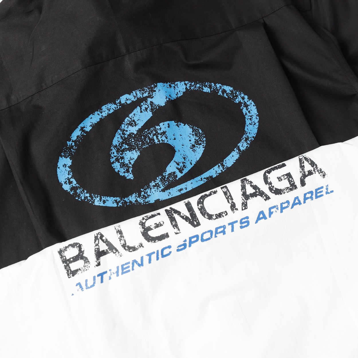 【BALENCIAGA 公式旗艦店】バレンシアガ シャツ ご好評に付き再入荷 240802