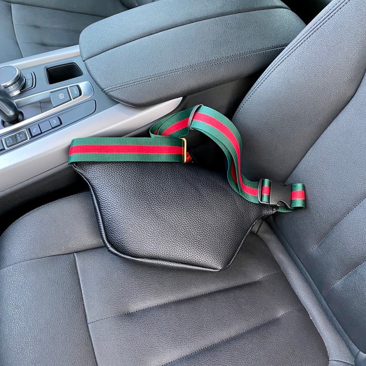 Gucci （グッチ） ウエストバッグ 36x17x5cm