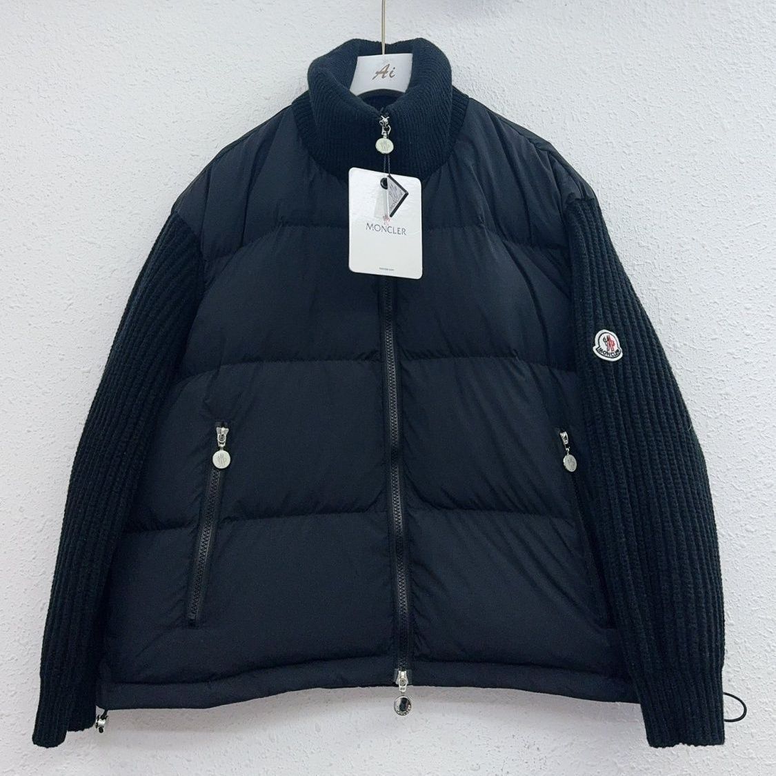 【MONCLER 公式旗艦店】モンクレール ダウンジャケットご好評に付き再入荷！