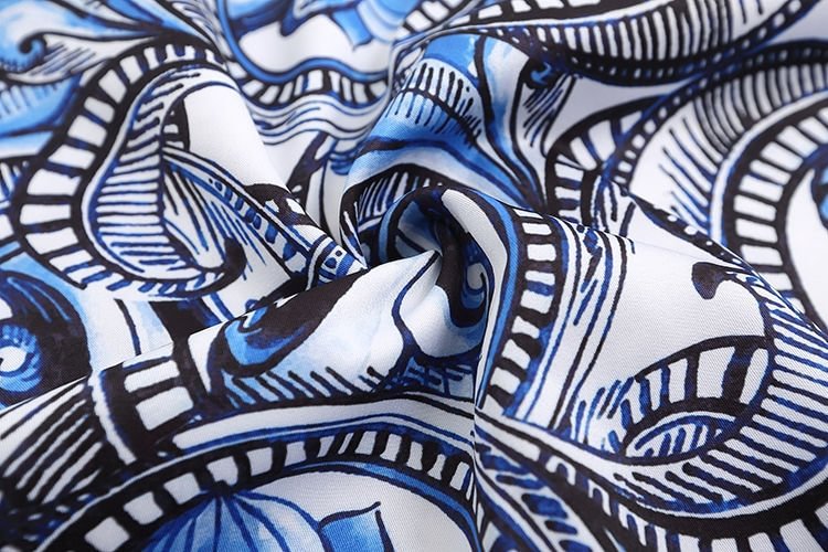 【VERSACE旗艦店】長袖シャツ、ご好評に付き再入荷！！