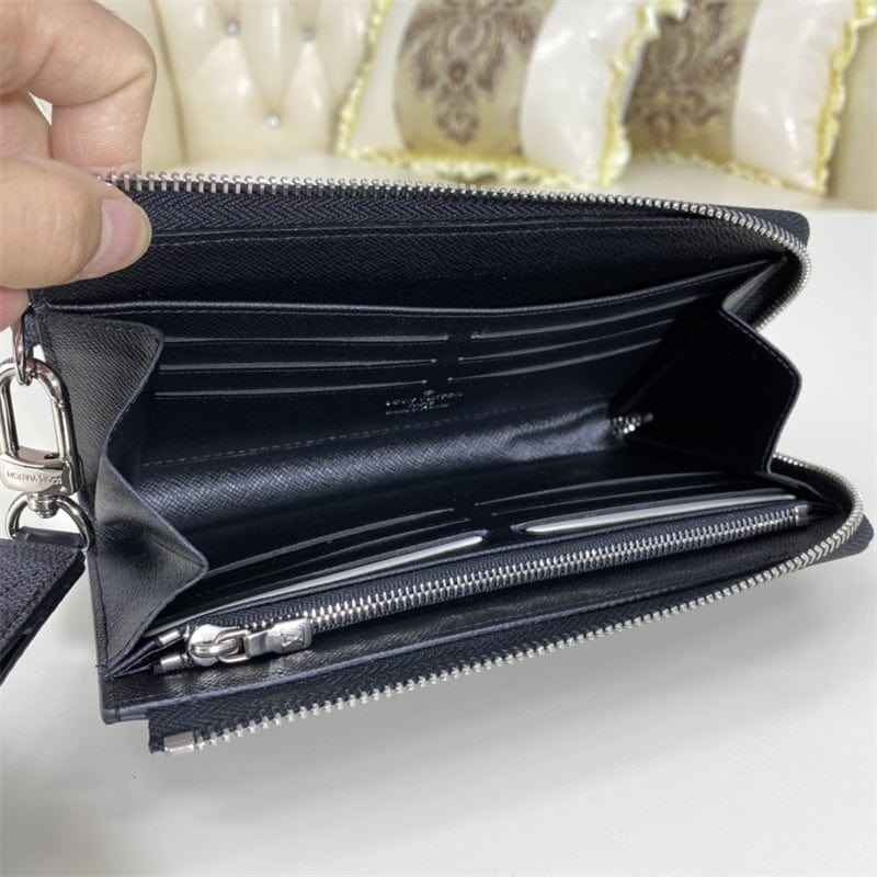 LouisVuittonストラップ付き長財布ZIPPY DRAGONNE N60379