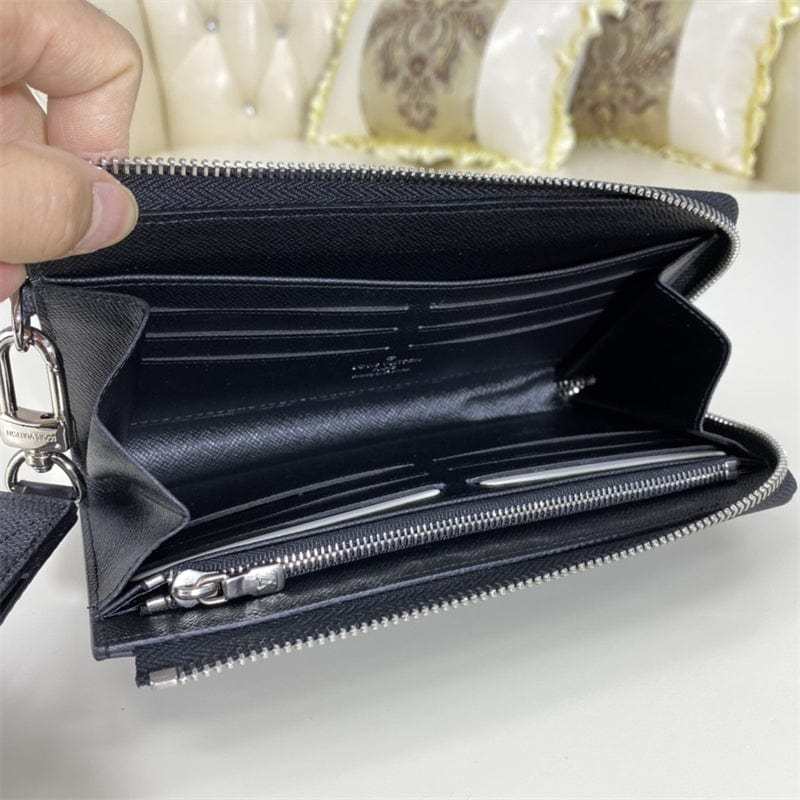 LouisVuittonストラップ付き長財布ZIPPY DRAGONNE N60379