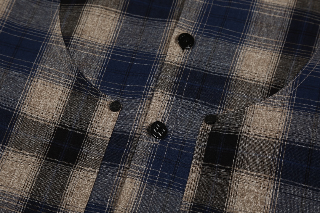 【BALENCIAGA 公式旗艦店】バレンシアガ シャツ ご好評に付き再入荷！