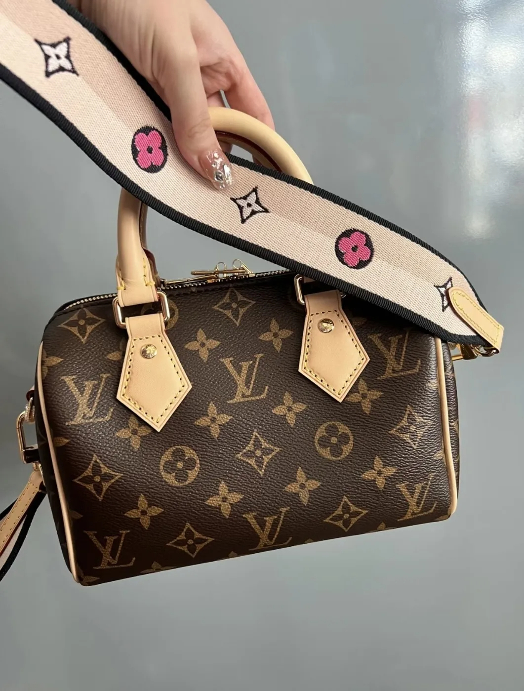 【大人気♪希少】LOUIS VUITTON★スピーディ・バンドリエール 20 M46234