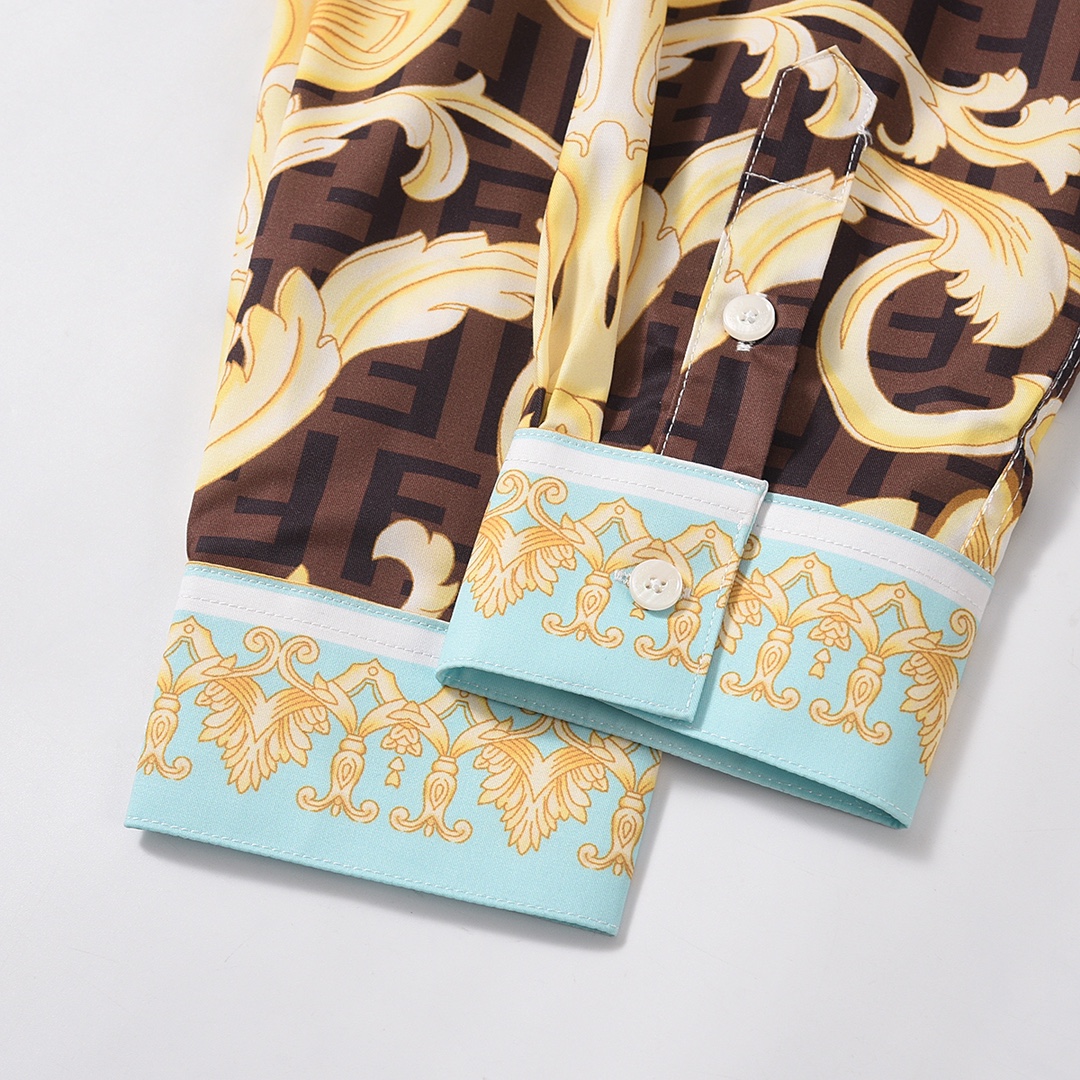 【VERSACE & FENDI 公式旗艦店】 ヴェルサーチ フェンディ共同新作シャツ ご好評に付き再入荷！