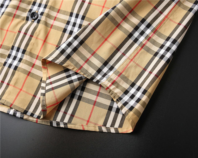 Burberry （バーバリー）長袖シャツ