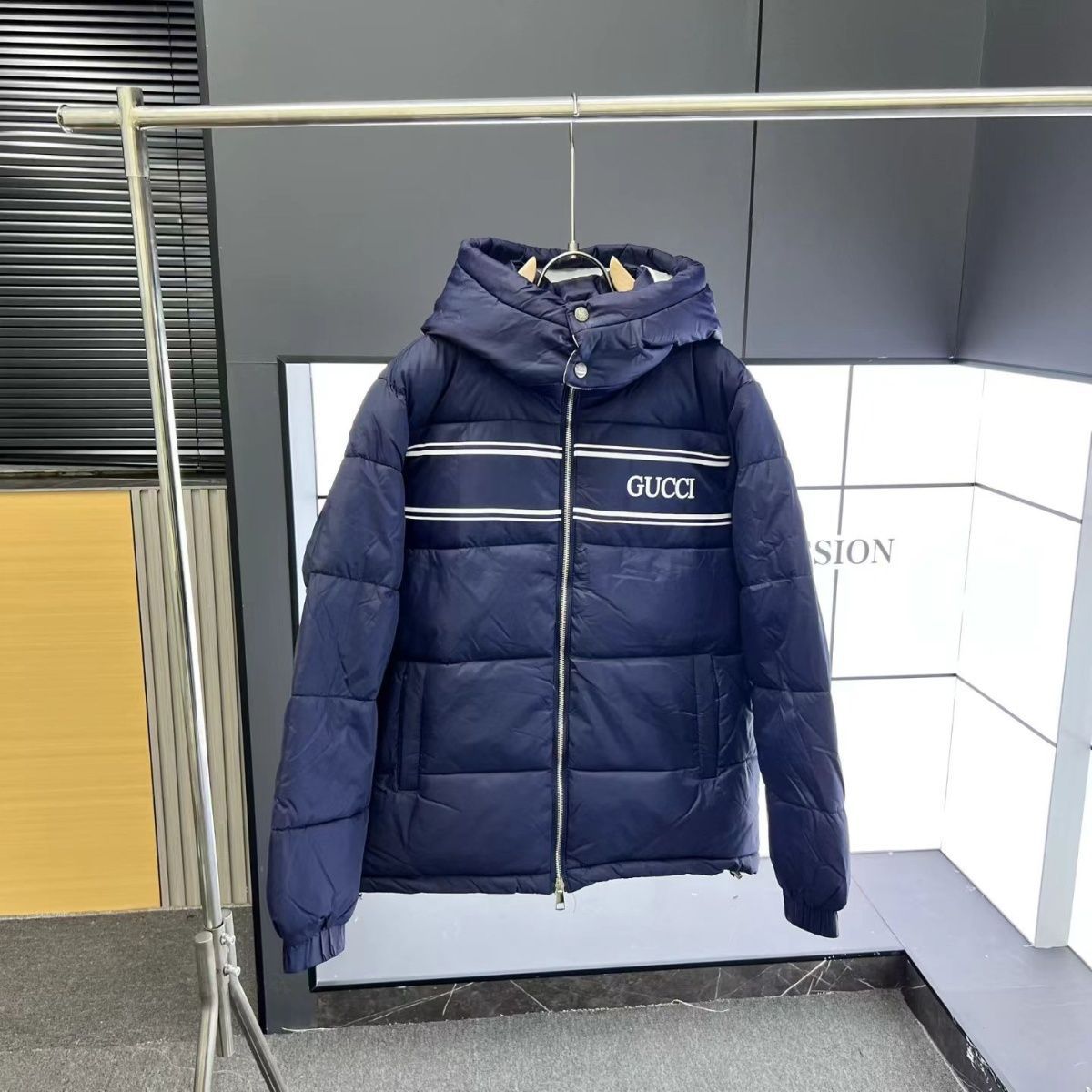 【GUCCI旗艦店】グッチ ダウンジャケット ご好評に付き再入荷！