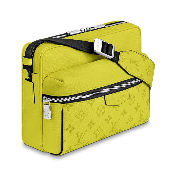 入手困難 LOUIS VUITTON アウトドア メッセンジャー PM 4色展開