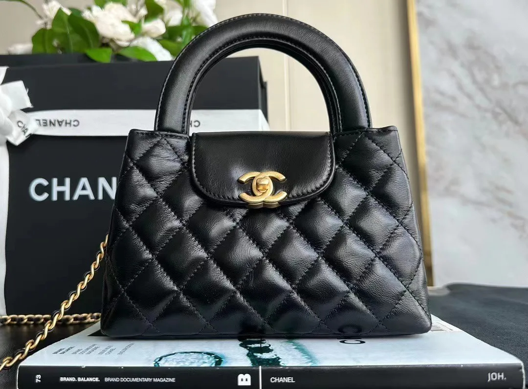 【24C/2色展開★】CHANEL トップハンドルフラップバッグ