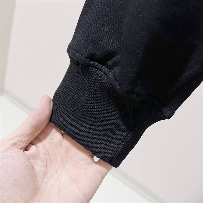 【MONCLER旗艦店】モンクレール パーカー 男女兼用 ご好評に付き再入荷！