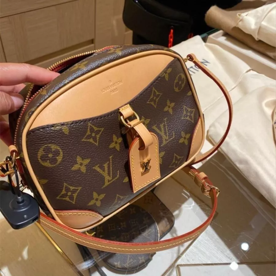 LOUIS VUITTON LVルイヴィトンDEAUVILLEミニカメラバッグ