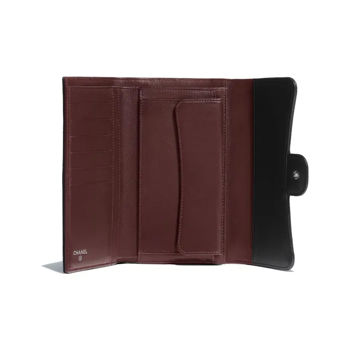 【CHANEL】シャネル クラシックフラップ財布