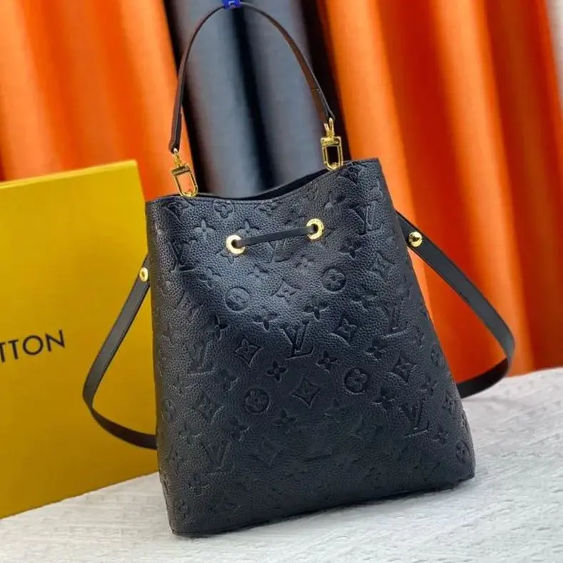 Louis Vuitton お洒落な【ネオノエバッグ MM】レザー 多用途 M45256 M45306 M44022