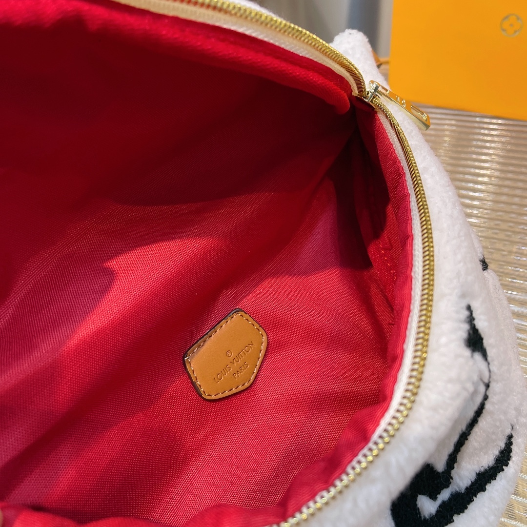 【Louis Vuitton公式旗艦店】 ルイヴィトン 新作テディベルトバッグ