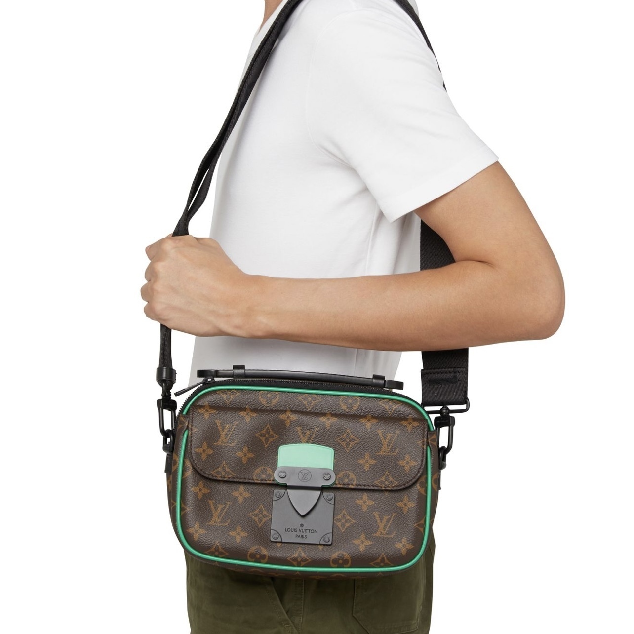 【LOUIS VUITTON】Sロック・メッセンジャー LVU332H4BRWZZZZZ00