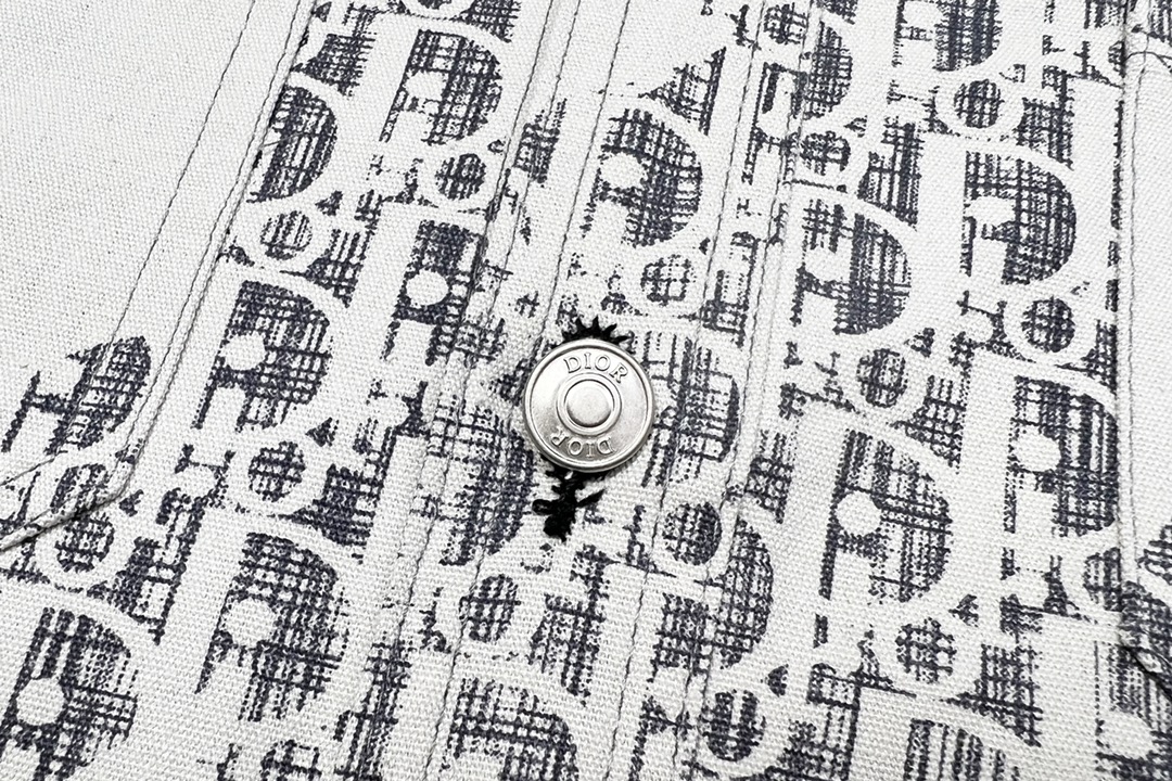 【DIOR 公式旗艦店】ディオール シャツ ご好評に付き再入荷！