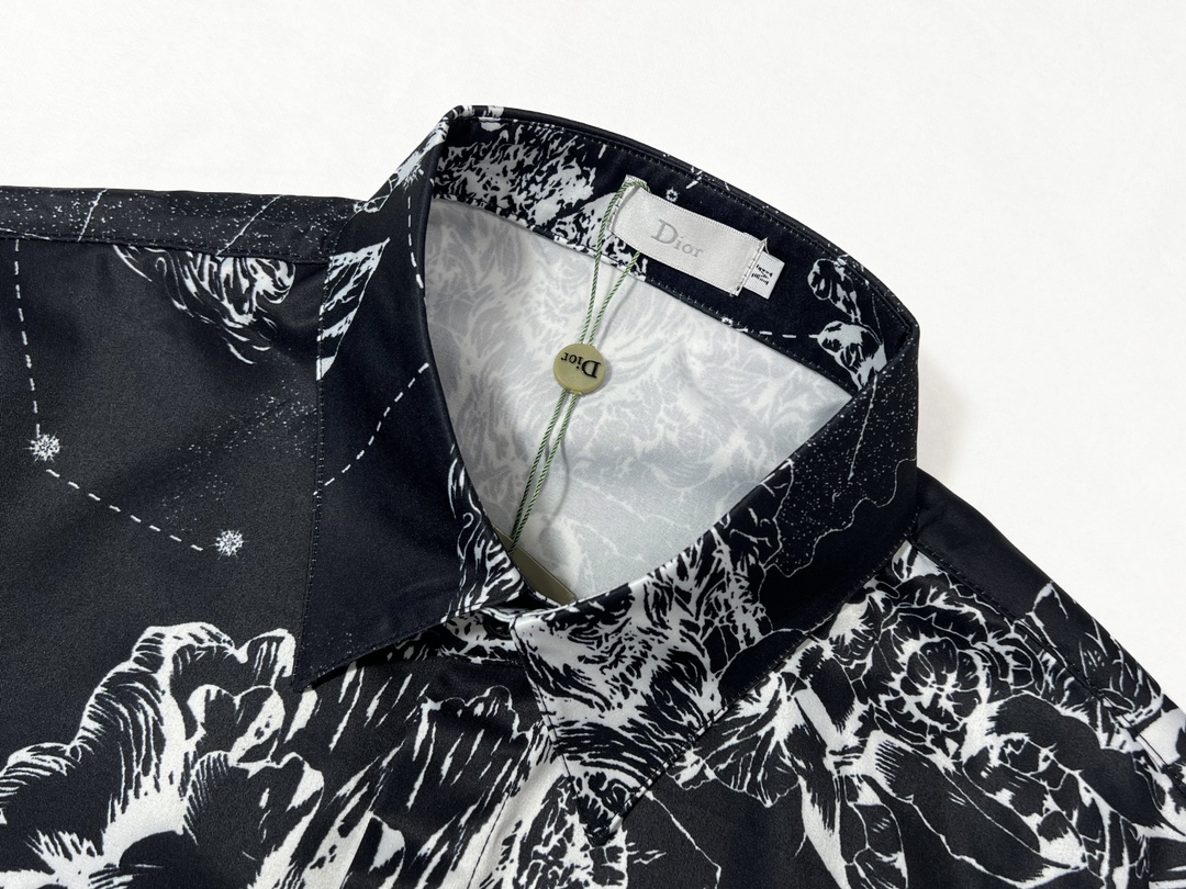 【DIOR 公式旗艦店】ディオール シャツ ご好評に付き再入荷 240831