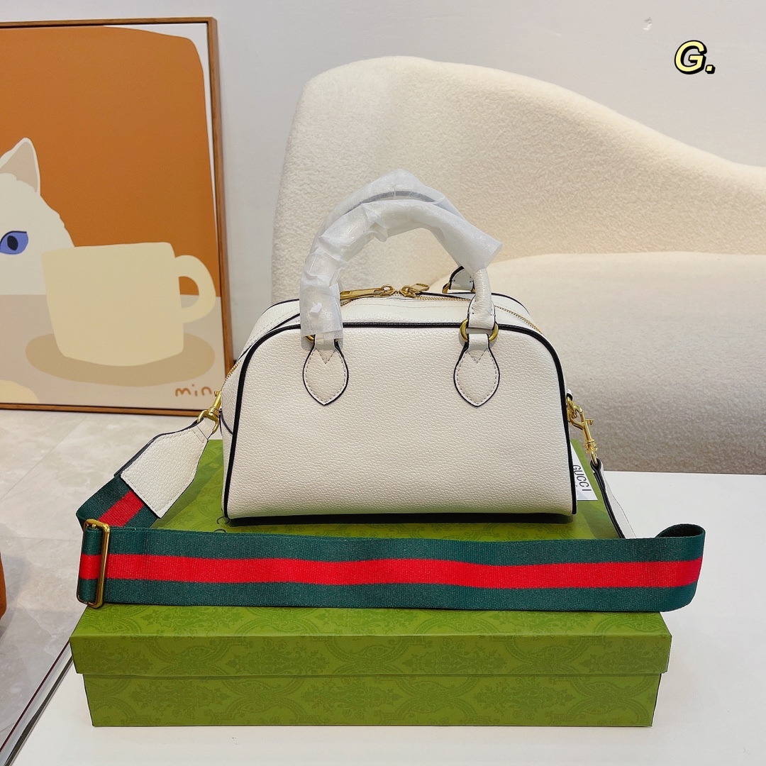 ADIDAS X GUCCI ミニ ダッフルバッグ 28 X 16 X 12CM