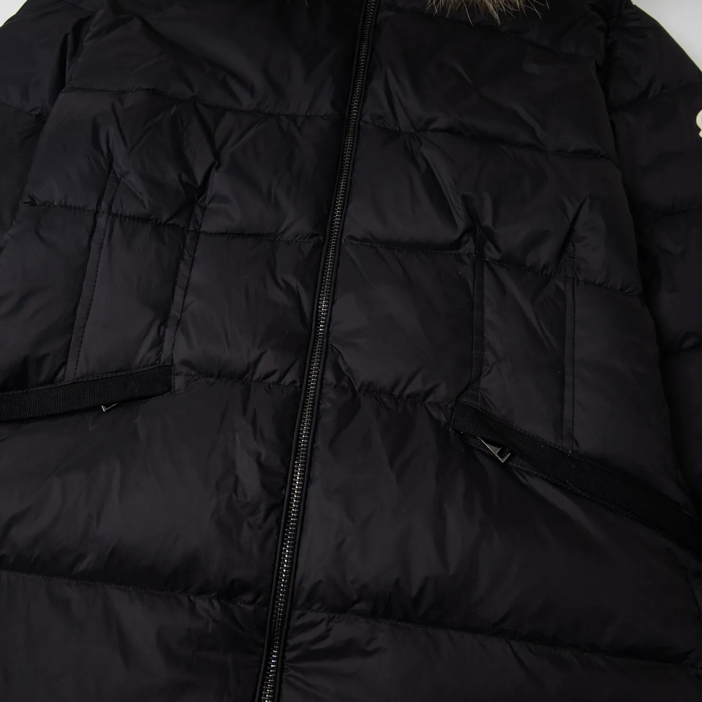 【MONCLER公式 旗艦店】モンクレール ダウンジャケット、ご好評に付き再入荷！