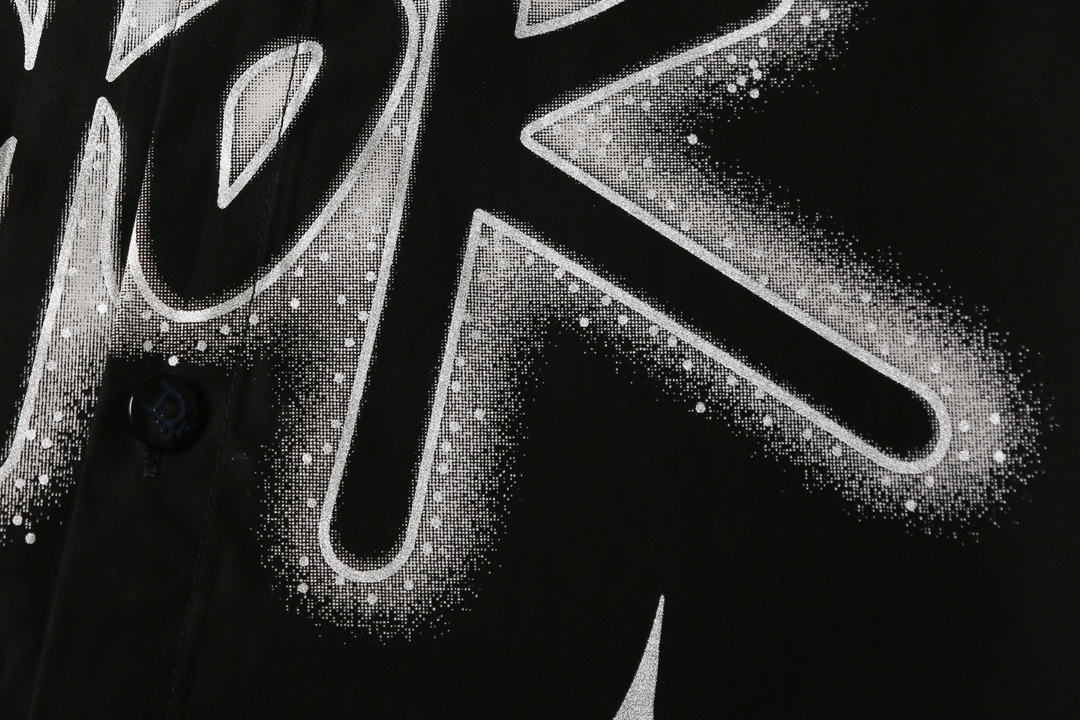 【DIOR 公式旗艦店】ディオール シャツ ご好評に付き再入荷！