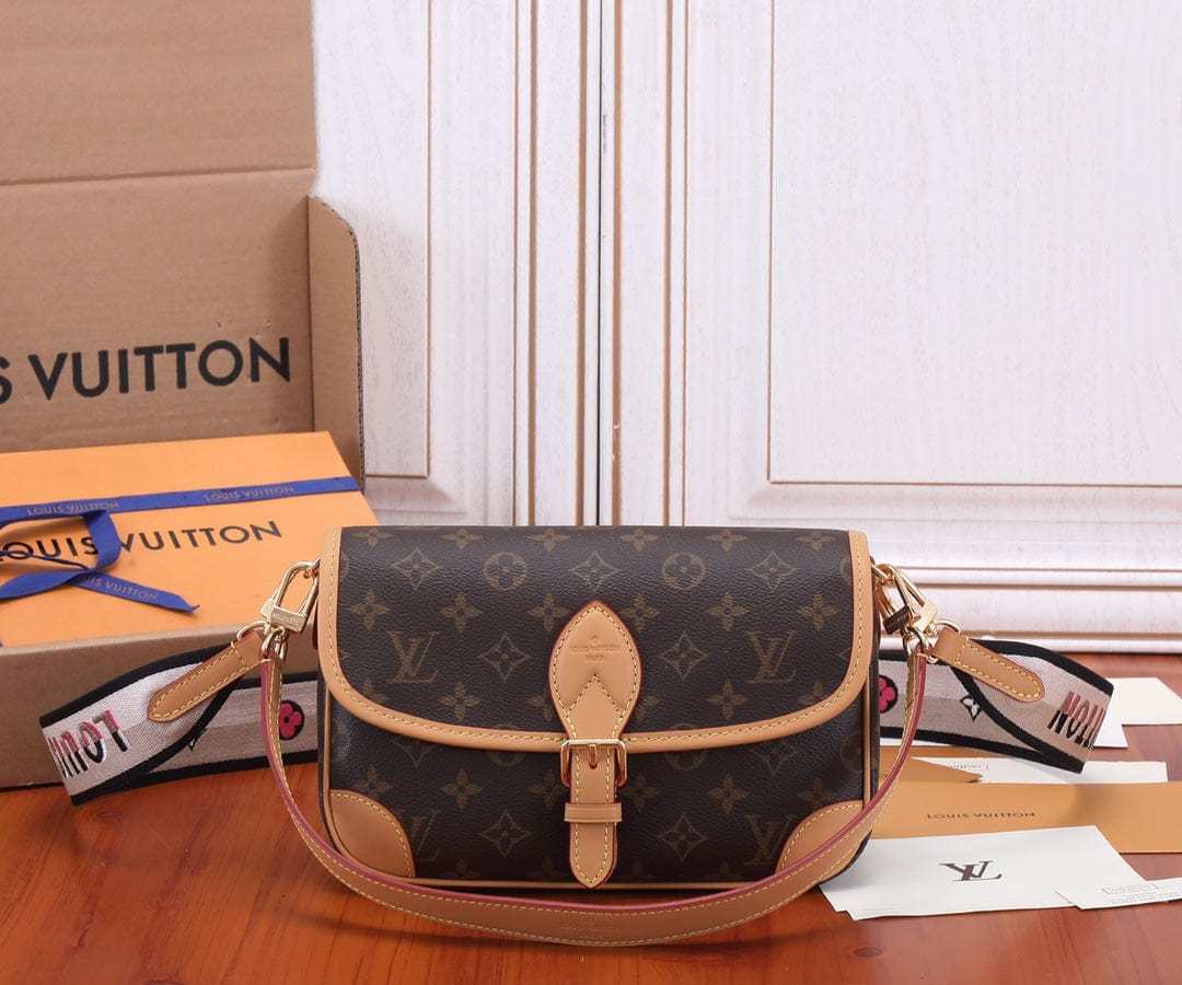 LOUIS VUITTON新作 モノグラム ディアヌ NM PM バッグ / M45985