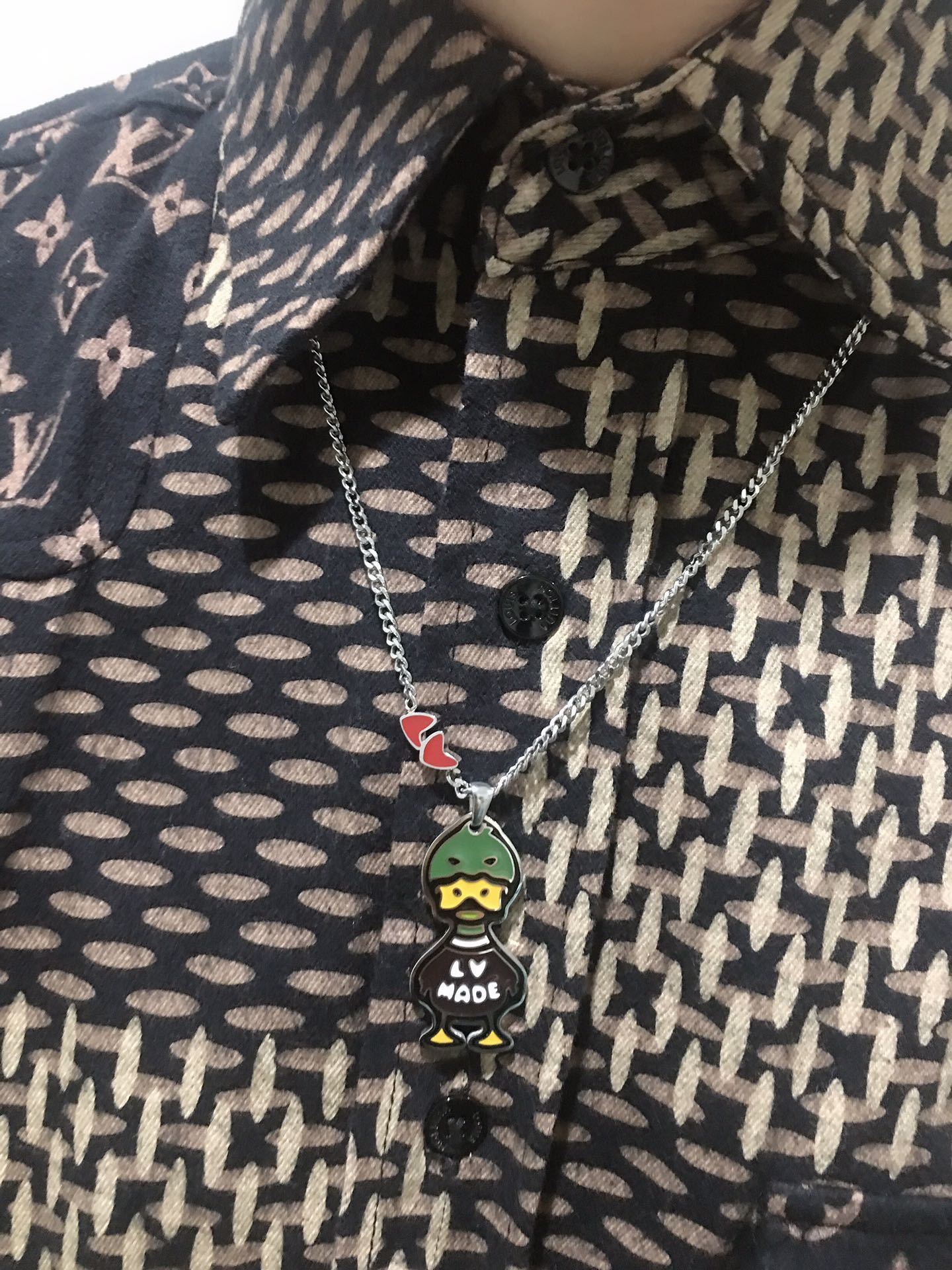 Louis Vuitton（ルイヴィトン）ペンダント・LVダック MP3230