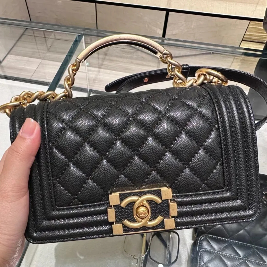 お洒落ハンドルで差が付く★CHANEL BOY CHANEL トップハンドル