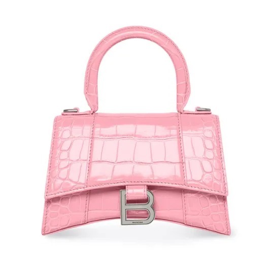 🔥STORY雑誌掲載🔥！2023新たに発表したバッグ！高垣麗子さん愛用の新作バッグが登場！💓日本人気上昇中↑↑↑売り切れ続出！