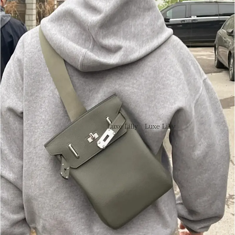 【入手困難◆高級レザー♪】HERMES Hac a Dos アッカド バッグ