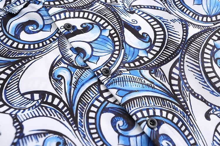 【VERSACE旗艦店】長袖シャツ、ご好評に付き再入荷！！