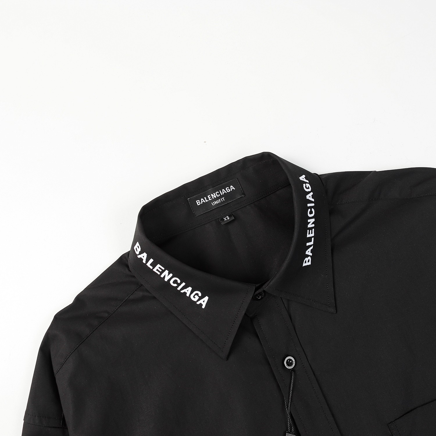 【BALENCIAGA 公式旗艦店】バレンシアガ シャツ ご好評に付き再入荷 240715