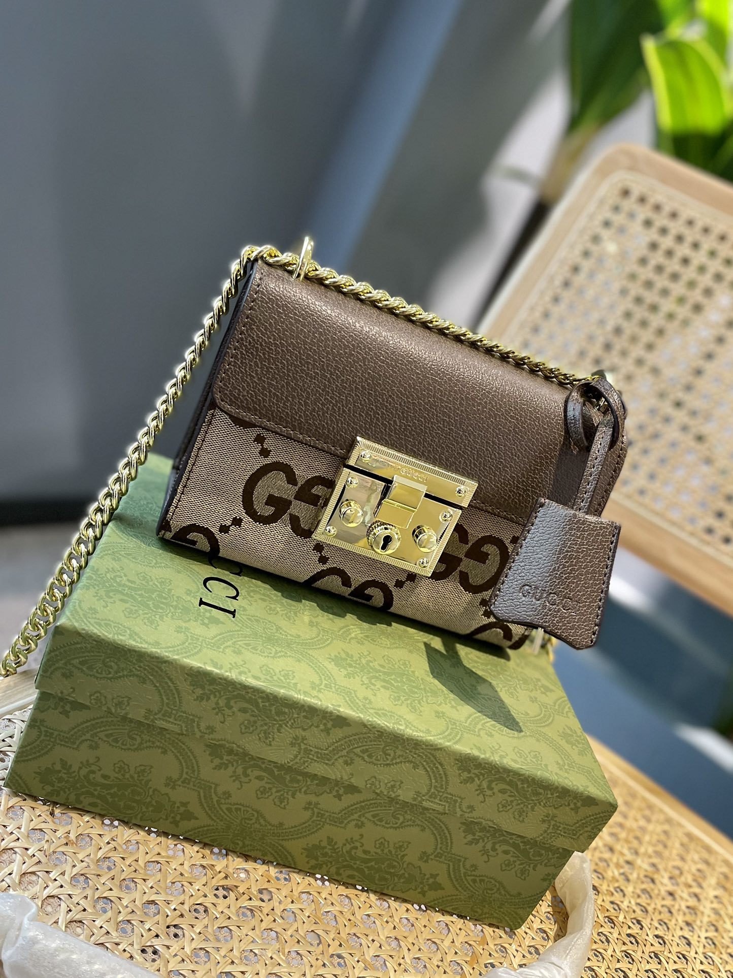 GUCCI（グッチ）Padlock ショルダーバッグ