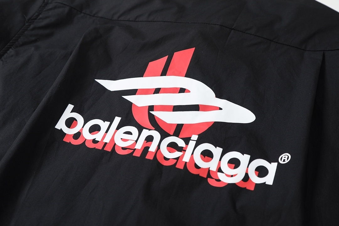【BALENCIAGA 公式旗艦店】バレンシアガ シャツ ご好評に付き再入荷！