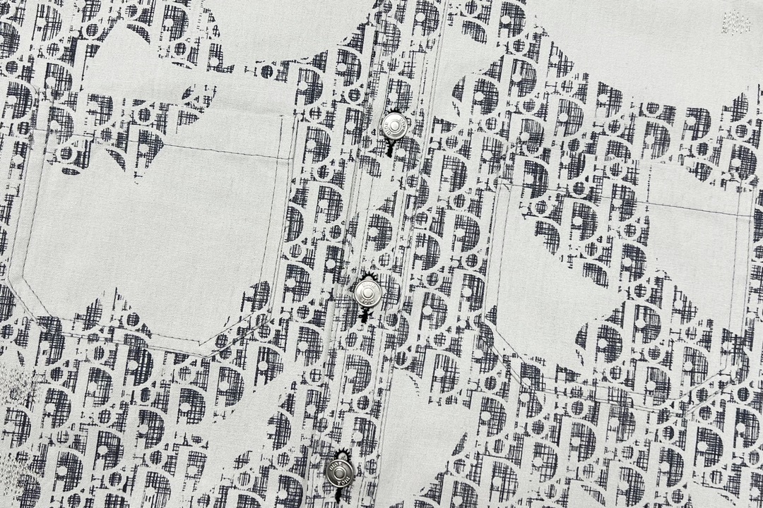 【DIOR 公式旗艦店】ディオール シャツ ご好評に付き再入荷！