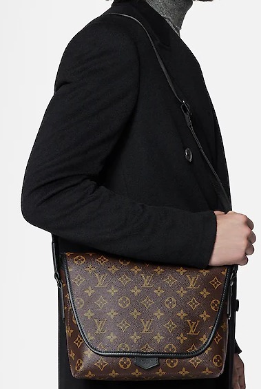 【スタイリッシュで実用的】★LOUIS VUITTON★ショルダーバッグ