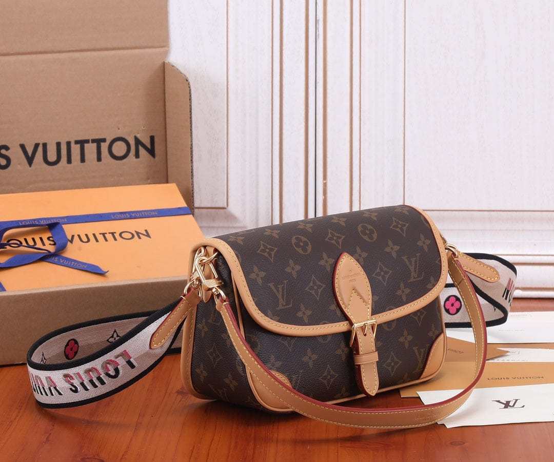 LOUIS VUITTON新作 モノグラム ディアヌ NM PM バッグ / M45985
