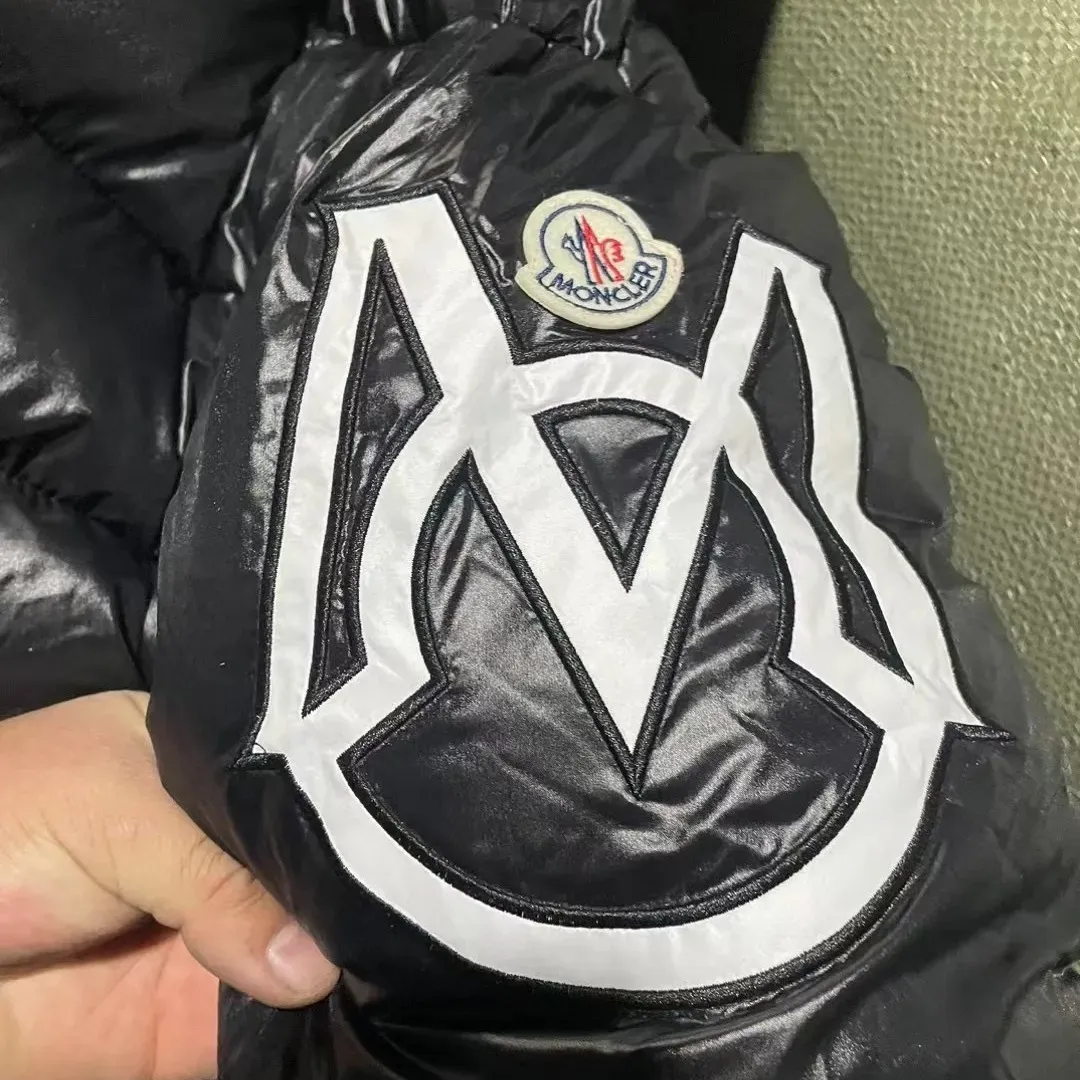 【MONCLER公式 旗艦店】（モンクレール） ダウンジャケット